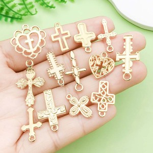 จี้รูปกางเขน โลหะผสมสังกะสี ดีไซน์แบบโปร่ง สำหรับทำเครื่องประดับ DIY ของขวัญสำหรับทุกเพศ จี้แฟชั่น - Product Image 1