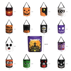 Bolsa de Halloween 3D iluminada para niños Xingtu, cubo de tela con luz LED para dulces, para recoger caramelos o reponerse de dulces - Product Image 2