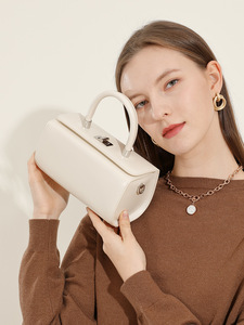 <span class=keywords><strong>Borsa</strong></span> Quadrata Piccola alla Moda e Semplice in Pelle di Vacchetta, Tracolla Singola, <span class=keywords><strong>Borsa</strong></span> a Tracolla Stile Medico - Product Image 2