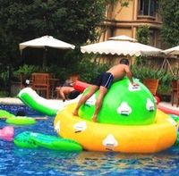UFO commercial Aqua Twister Ski Tube gonflable eau rotative Disco bateau filature bateau remorquable