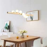 Lustre suspendu moderne nordique en bois et verre laiteux pour la décoration intérieure de la salle à manger