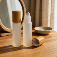 Perfume de Aceites Esenciales Ideal para Dormitorio, Oficina y Viajes, Botella de Vidrio de Haya con Tapa de Rosca, Tapa de Bambú, Botella con Rodillo de Vidrio