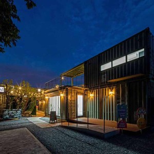 Casa Contenedor Rectangular de Diseño Industrial para Tienda o Uso en Exteriores - Product Image 1