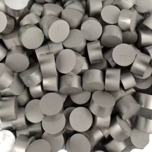 Granulés de molybdène de qualité supérieure 99,95 % (Mo métallique) – Taille 3x3mm - Product Image 1