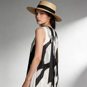 Robe longue plissée pour femme, imprimé abstrait noir et blanc, coupe ample, idéale pour les vacances à la plage - Product Image 3