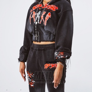 Ensemble de survêtement gris deux pièces pour femme, avec sweat à capuche zippé et pantalon de survêtement, design tendance, effet vieilli, par des fabricants de vêtements personnalisés - Product Image 6