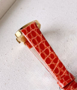 Reloj de Cuarzo de Alta Gama 2025, Acabado Lujoso en Piel de Cocodrilo Color Caramelo, Resistente a Arañazos, para Actividades al Aire Libre en Centros Comerciales, Elegante y Ejecutivo - Product Image 6