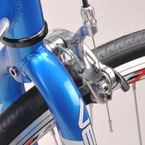 Vélo de route de trekking en acier avec guidon réglable et selle réglable en hauteur pour hommes, cadre en aluminium, roue avant à dégagement rapide, double paroi en alliage - Product Image 3