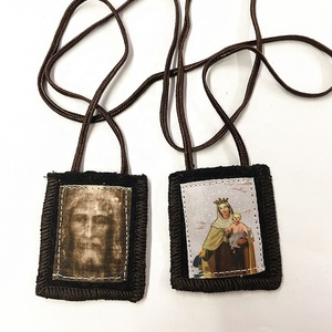Tùy Chỉnh Công Giáo Guadalupe Trinh Nữ <span class=keywords><strong>Brown</strong></span> Len Chuỗi Scapulars Vòng Cổ Với Huy Chương Và Crucifix - Product Image 3