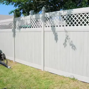 Panel pagar privasi dilapisi PVC vinil putih lebar X8 kaki kualitas terbaik dengan kisi atas untuk taman