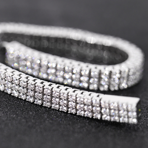 Classico Bracciale <span class=keywords><strong>Tennis</strong></span> in Argento Sterling 925 con Tre File <span class=keywords><strong>di</strong></span> Moissanite VVS da 2mm, <span class=keywords><strong>Gioielli</strong></span> all'Ingrosso - Product Image 4
