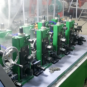 Équipement industriel d'injection de fil de calcium sans soudure pour le coulage continu - Product Image 5