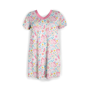 Camicia da Notte Personalizzata per Donna in Bambù, Pigiama Morbido al Tatto, Vestito da Notte a Maniche Corte - Product Image 2