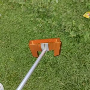 Putter de equilibrio automático para hombre de Golf para diestros <span class=keywords><strong>con</strong></span> cuerno en la espalda, Putter de <span class=keywords><strong>Toro</strong></span> Negro Grande y accesorio para bolsa de Golf - Product Image 4