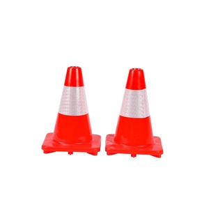 Cône de signalisation routière en PVC réfléchissant prismatique haute intensité, personnalisable, 30 cm (12 pouces), coloré, de la marque Baoye - Product Image 1