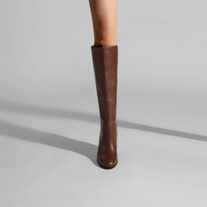 Bottes hautes en <span class=keywords><strong>cuir</strong></span> grainé pour femmes, bottes à <span class=keywords><strong>talon</strong></span> bloc épais et bout rond, chaussures d'hiver chaudes pour la vente en gros et au détail - Product Image 5