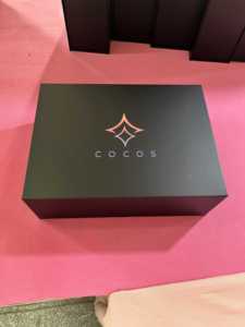 Luxe op maat gemaakte cosmetica set met magnetische verpakking, UV-coating, matte laminatie, reliëf sponsvoering en milieuvriendelijke doos - Product Image 6