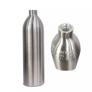 Cilindro de Gas Portátil Profesional Personalizado de 0.295L de Aleación de Aluminio para Nitrógeno, Oxígeno, CO2 y Argón, para Kits de Primeros Auxilios y Escape de Incendios - Product Image 1