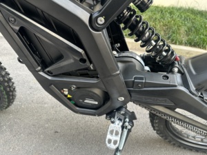 Marco de aluminio ligero Binsen EX2 PRO E Dirt Bike 72V 40Ah Batería de litio de largo alcance 80km - Product Image 4