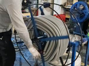 Кабельный канал (гнездо) металлический, гибкий, в ПВХ-оболочке, оцинкованный, герметичный для электропроводки - Product Image 3