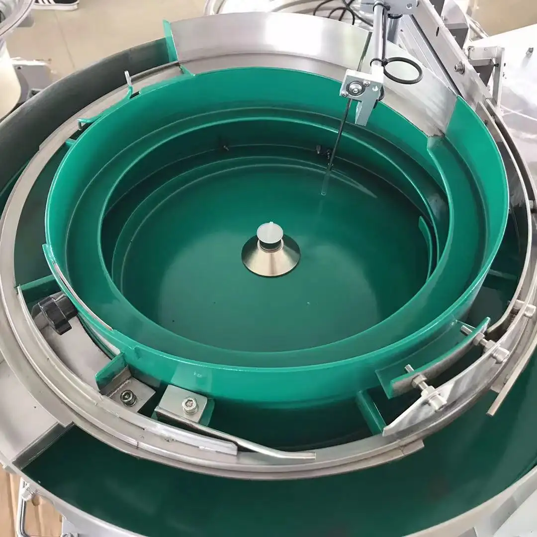 Multi-lane Customized Vibratory Bowl Phần Feeder Điều Khiển Máy Đối Với Tấm Kim Loại Hình Phức Tạp Nhỏ