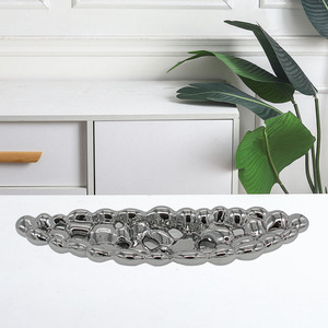 Platinum Anniversary Gifts: 5 Thoughtful & Meaningful Ideas
