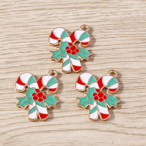 Nuevos y bonitos dijes de muñeco de nieve de Papá Noel colgantes de Metal SERIE DE Navidad de dibujos animados accesorios para joyería DIY para suministros promocionales para fiestas - Product Image 3