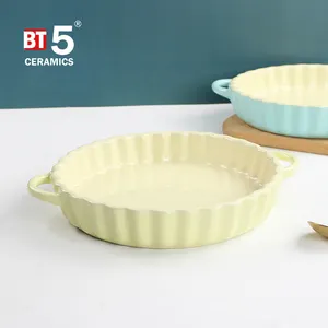 Loyang Pie Keramik Warna Krim 8 Inci, Nampan Kue Tar Bulat dengan Tepi Bergaris, dengan Pegangan Samping