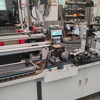 Machine à riveter automatique hydraulique HJD pour profilés en aluminium, moteur à roulement 9 kW, économe en énergie, respectueuse de l'environnement, capacité de traitement de 6 mètres