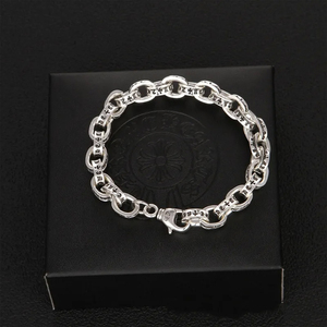 <span class=keywords><strong>Bracciale</strong></span> alla Moda <span class=keywords><strong>con</strong></span> <span class=keywords><strong>Incisione</strong></span> a Croce in <span class=keywords><strong>Argento</strong></span>, Gioiello <span class=keywords><strong>con</strong></span> Catena a Lettere, <span class=keywords><strong>Bracciale</strong></span> Punk Cromato <span class=keywords><strong>con</strong></span> Croce CH per Donne e Uomini - Product Image 2