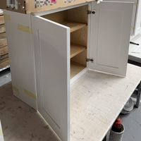 Armoire de cuisine Shaker en bois massif peinte sur mesure, directement de l'usine