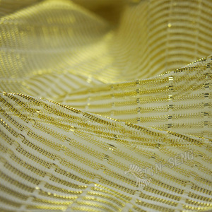 <span class=keywords><strong>Tulle</strong></span> Metallizzato <span class=keywords><strong>Oro</strong></span> Lucido a Quadri per Abiti da Bambina - Product Image 5