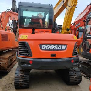 Excavatrice d'occasion Doosan DX60-9C 2023, poids opérationnel 6 tonnes, taille mini, certifiée d'origine, Chine, 0-2000 heures, boîte de vitesses et pompe - Product Image 3