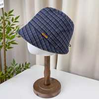 Gorra de Pescador con Diseño a Cuadros de Alta Calidad y Bordado Personalizado