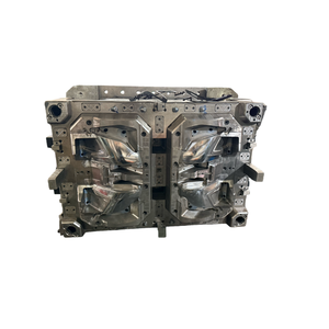 Lente de luz de freno de alta posición para vehículos de nueva energía 2K, molde de inyección de plástico y acero de AOKEMACHINERY para OEM y posventa - Product Image 6