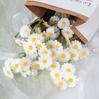 Petite fleur de marguerite artificielle en soie, type camomille, pour épingles à cheveux, chapeaux en herbe, couronnes, accessoires DIY faits main, style Hanfu sauvage