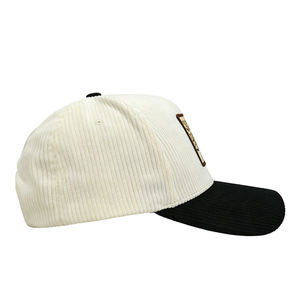 Casquette en velours côtelé personnalisée, faible MOQ, OEM ODM, avec patch en cuir brodé, style western cowboy, bicolore crème et noir, 5 panneaux - Product Image 5