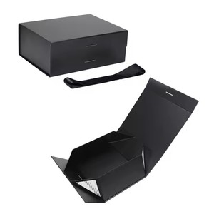 <span class=keywords><strong>Boîte</strong></span> cadeau pliable en <span class=keywords><strong>carton</strong></span> écologique recyclable avec logo personnalisé, fermeture magnétique, doublure en éponge, texture de lamination mate pour chaussettes - Product Image 1