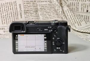 Appareil photo hybride Sony A6300 d'occasion, boîtier seul, 24,2 MP APS-C, vidéo 4K, bon état, prêt à être expédié - Product Image 1