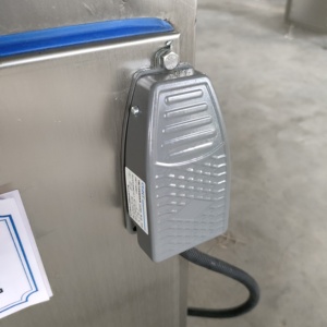 Heavy-Duty Hydraulic Sausage Stuffer Machine for High-Pressure Filling of Natural and Collagen Casings - Product Image 6