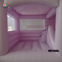 Château gonflable moderne avec toboggan, structure gonflable combinée pour fêtes d'enfants et décorations de mariage