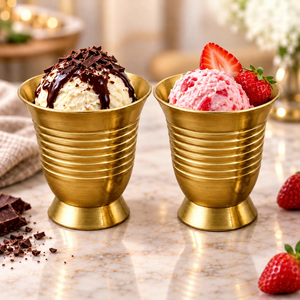 Mini Vaso de Cristal Dorado de Latón Hecho a Mano con Elementos Indios para Té, Bebidas Frías, Postres, Degustación de Jugos y Vajilla Elegante - Product Image 5