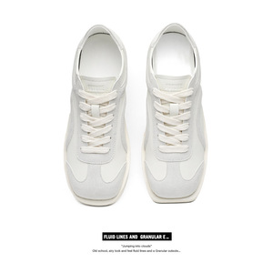 Fond plat 2025 nouvelles baskets de sport décontractées multi-usages légères et à la mode les plus vendues à la mode - Product Image 3