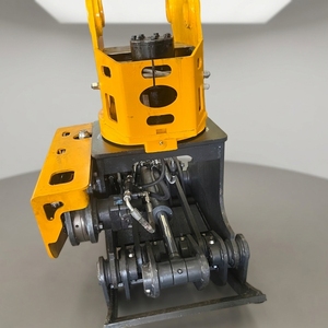 WIGON Pince de préhension et de coupe robuste pour arbres, à grande capacité, avec rotation hydraulique, pour excavatrices de 6 à 8 tonnes - Product Image 5