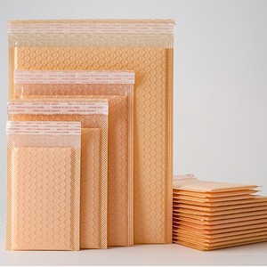 ซองกันกระแทกขนาด 6x10 นิ้ว จำนวน 500 ซอง แบบปิดผนึกเอง สีชมพูนู้ด ย่อยสลายได้ เป็นมิตรกับสิ่งแวดล้อม บรรจุในกล่องกระดาษรีไซเคิล สำหรับการจัดส่ง - Product Image 3