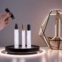 Flacon de parfum rond en verre transparent de haute qualité, personnalisé OEM, à fond épais, avec bouchon à vis, sérigraphie et estampage à chaud doré, diffuseur à bâtonnets 10ml