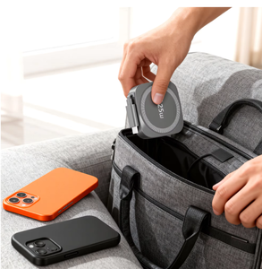 <span class=keywords><strong>Prodotti</strong></span> Pronti per la Spedizione Caricatore Wireless Magnetico Leggero Mini Portatile da Viaggio per iPhone 25W con Cavo Retrattile - Product Image 3