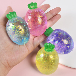 ของเล่นบีบแครอทสีสันสดใสพร้อมมอลโทส ของเล่นบีบแครอทน่ารักมอลโทส ของเล่นบีบแครอทมีกลิตเตอร์ บรรเทาความเครียด คืนรูปช้าๆ ของขวัญสำหรับเด็ก - Product Image 2
