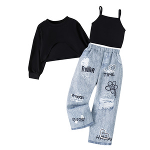 Ensemble décontracté d'automne pour adolescente : débardeur noir uni, t-shirt à manches longues asymétrique, pantalon imprimé style cowboy, ensemble respirant - Product Image 1