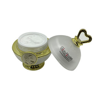 Crema Gluta Master Anti-<span class=keywords><strong>Estrías</strong></span> con Colágeno y Manteca de Karité Orgánica <span class=keywords><strong>para</strong></span> Reducir las <span class=keywords><strong>Estrías</strong></span> Formadas y la Pigmentación 30g - Product Image 4